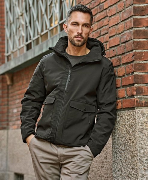 Zoom bild av Urban Adventure Jacket Black