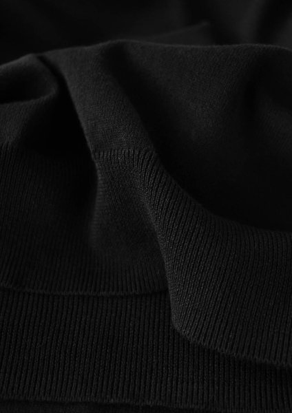 Zoom bild av Elegant 1/4-Zip, black