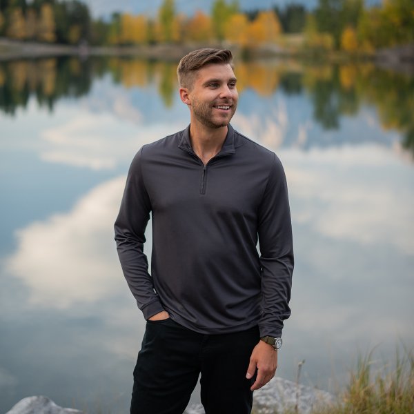 Zoom bild av Men's Monterey 1/4 Zip Pullover, granite