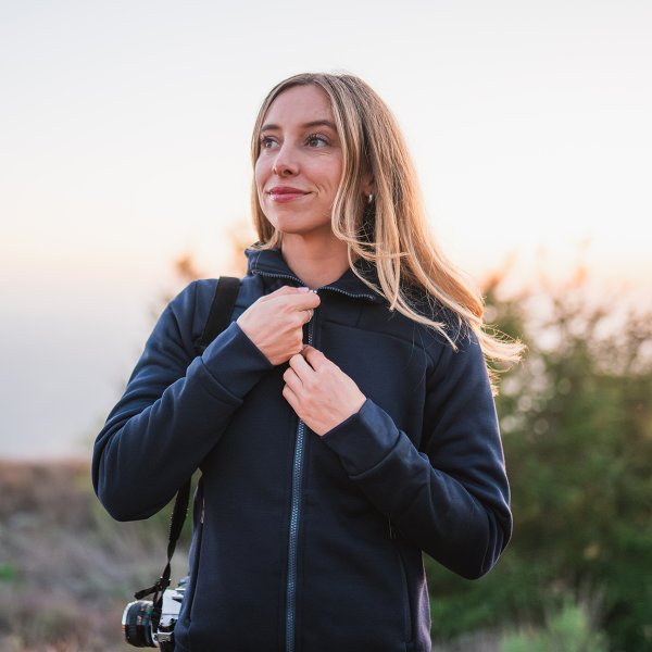 Zoom bild av Women's Antares Performance Hoody, midnight/dusk