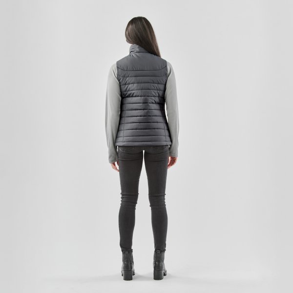 Zoom bild av Women's Nautilus Quilted Vest, Dolphin