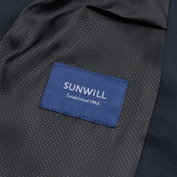Zoom bild av Traveller mens waistcoat modern fit, dark navy