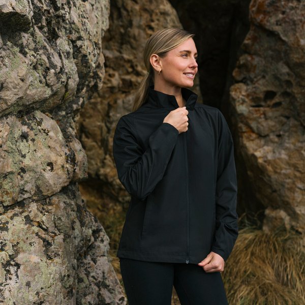 Zoom bild av Women's Sierra Lightweight Shell, black